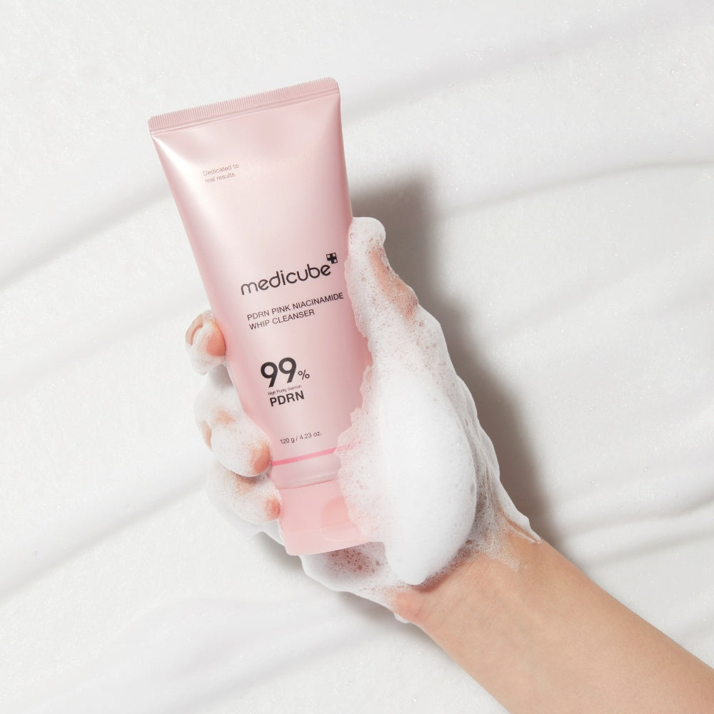 PDRN-Pink-Niacinamide-Whip-Cleanser-120G-MEDICUBE-2.jpg