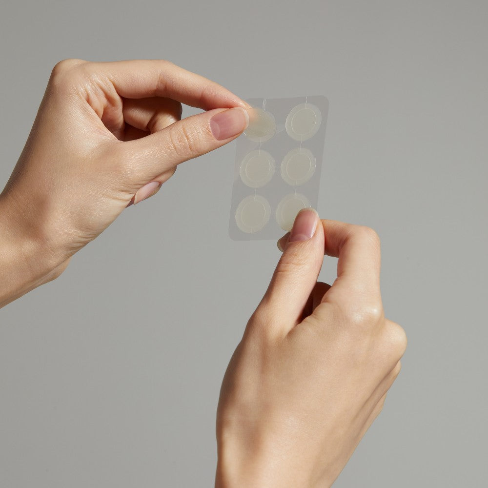 DEEP-VITA-C-PATCH-MEDICUBE-3.jpg